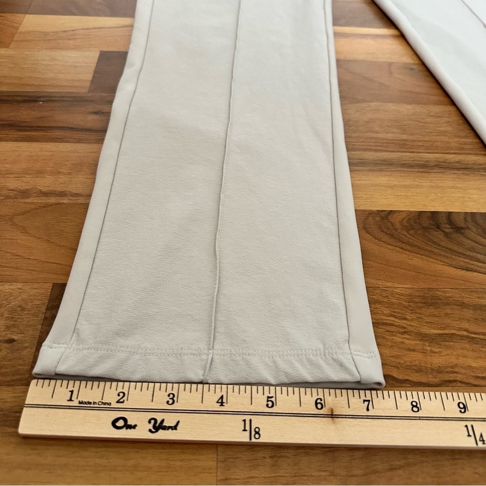 Athleta Headlands Hybrid Pant Color Beige Tan  Pull On Size 6/T - Picture 11 of 16